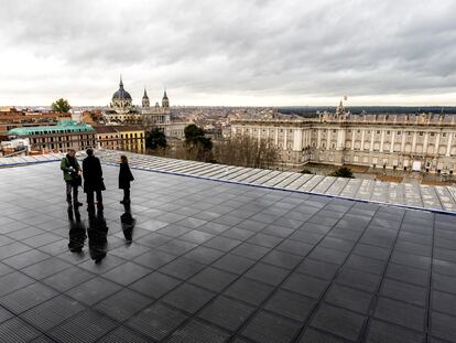 El Teatro Real estrena su cubierta fotovoltaica: “Si se hace aquí, se puede hacer en cualquier sitio”