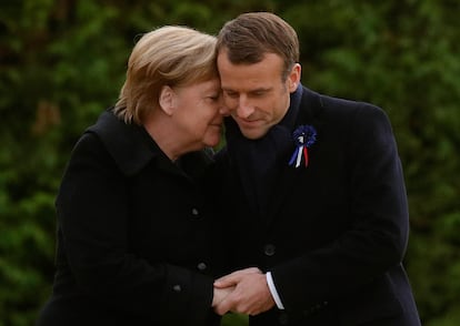 German Chancellor Angela Merkel and French President Emmanuel Macron on November 10, 2018, during a ceremony marking the 100th anniversary of the armistice (of November 11, 1918) that ended World War I. Merkel cites Macron on multiple occasions in her memoirs, highlighting the close collaboration she enjoyed with the French leader during her years in government.