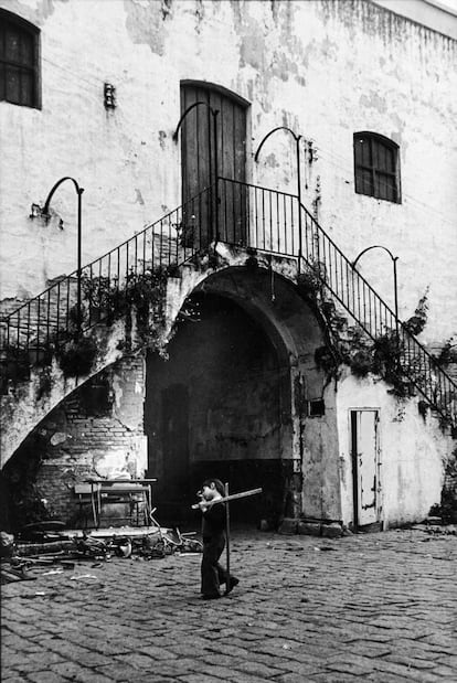 Cruz de Mayo (Sevilla, 1978).