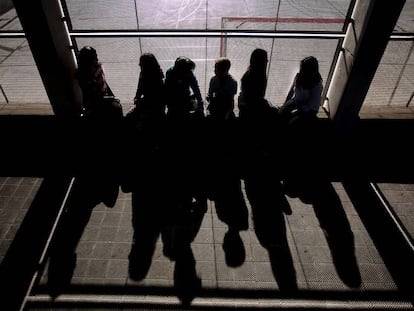 Alumnos de un instituto de Barcelona, en un programa contra el acoso. 