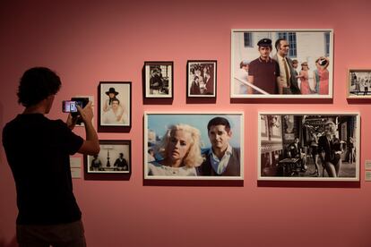 Una de las salas del CCCB con la exposición sobre Varda.