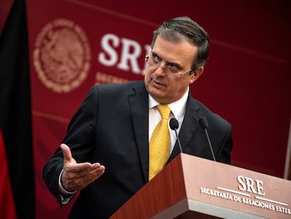 Marcelo Ebrard durante una conferencia de prensa.