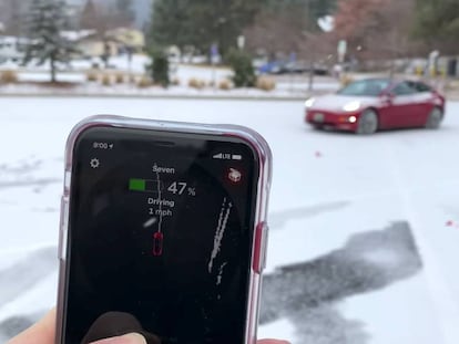 Tesla Model 3, autopilot bajo la nieve.