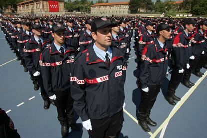 Acto de presentaci&oacute;n de agentes de la Bescam en mayo de 2007. 