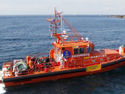 Una embarcaci&oacute;n de salvamento mar&iacute;timo, este fin de semana.