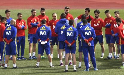 Lopetegui da una charla en Las Rozas.