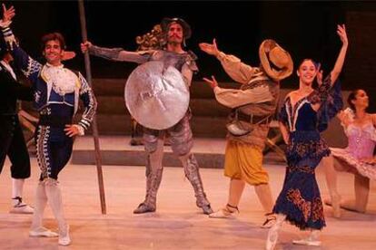 Una escena del ensayo de &#39;Don Quijote&#39;, el pasado martes en Sagunto por el Ballet de Nacional de Cuba.