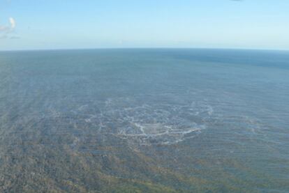 Imagen de la erupción tomada este domingo desde un helicóptero del Gobierno de Canarias.