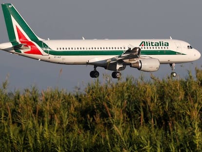 EasyJet presenta una oferta revisada para adquirir Alitalia