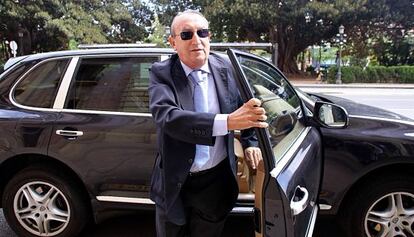 Carlos Fabra, expresidente de la Diputación de Castellón, llega al Tribunal Superior de Justicia a declarar.