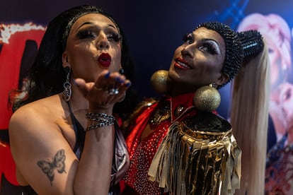 Las drags Go Diva y Harmoniken el preestreno de la cinta