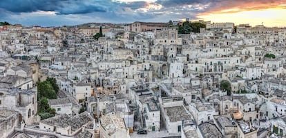 El tercer puesto lo ocupa la región italiana de Basilacata, en el sur del país. "Una oportunidad de visitar esta zona antes de que el mundo se de cuenta", dice el New York Times. Este área abarca desde Puglia a Calabria. Mezcla playas casi paradisiacas con pueblos antiguos. La localidad de Matera, además, será Capital Europea de la Cultura en 2019.