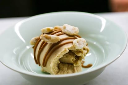 Helado de avena, plátano, coco y cacahuete del Arigato