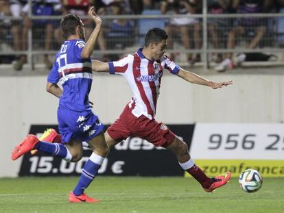 Ra&uacute;l Jim&eacute;nez durante el encuentro con el Sampdoria.