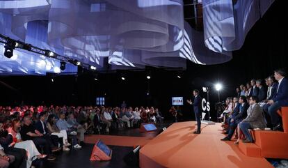 El líder de Ciudadanos, Albert Rivera, habla ante el Consejo General el pasado junio.