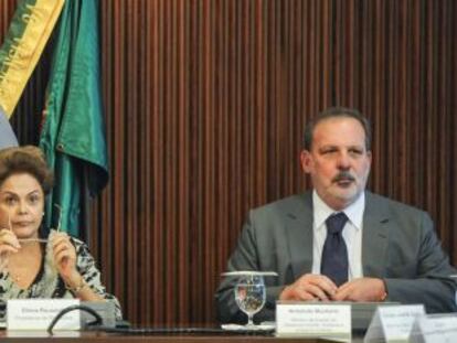 Mercadante, Rousseff y Viera.