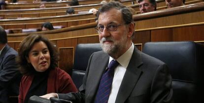 Rajoy y Santamar&iacute;a, en el Congreso.