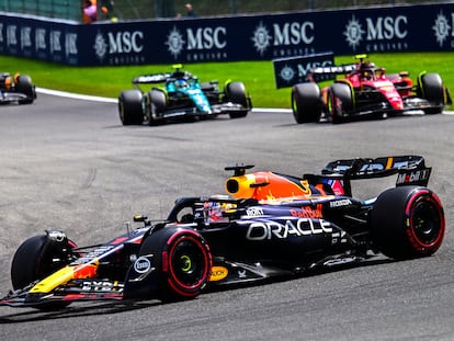 Max Verstappen, en cabeza del Gran Premio de Bélgica de Fórmula 1, el pasado 30 de julio.