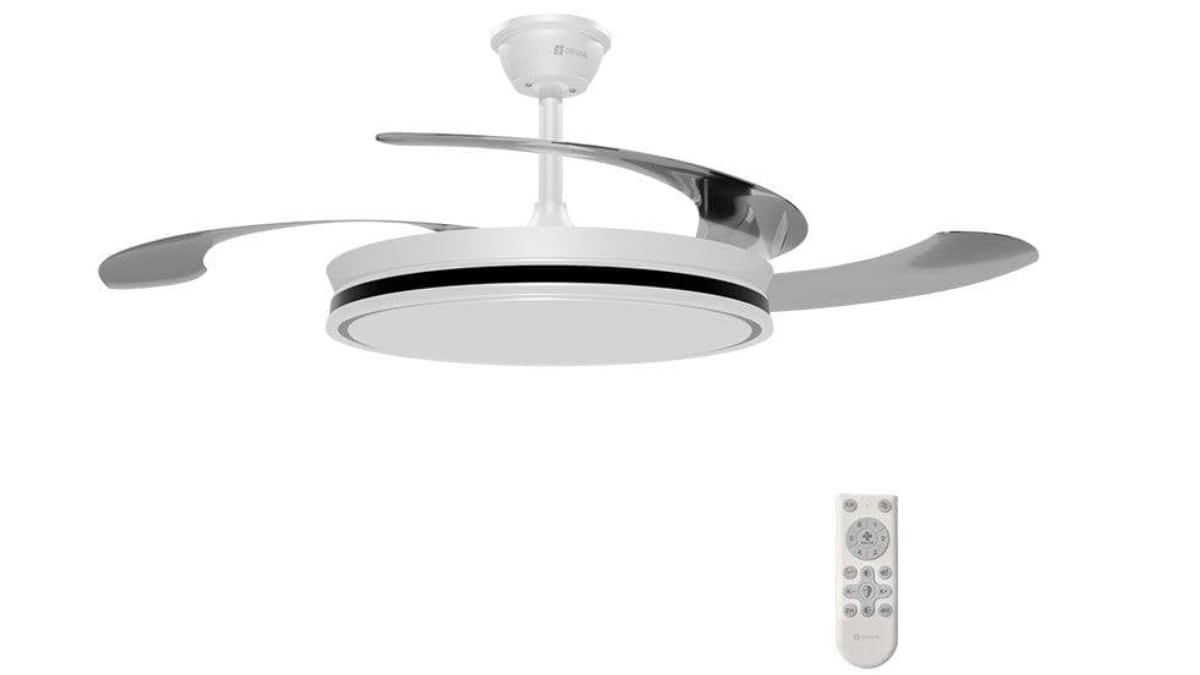 Ventilador de techo con luz y aspas retráctiles.