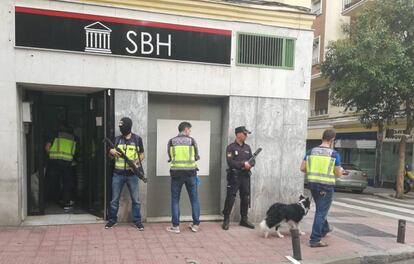 Registro policial en Madrid de la empresa de alquiler de cajas fuertes.