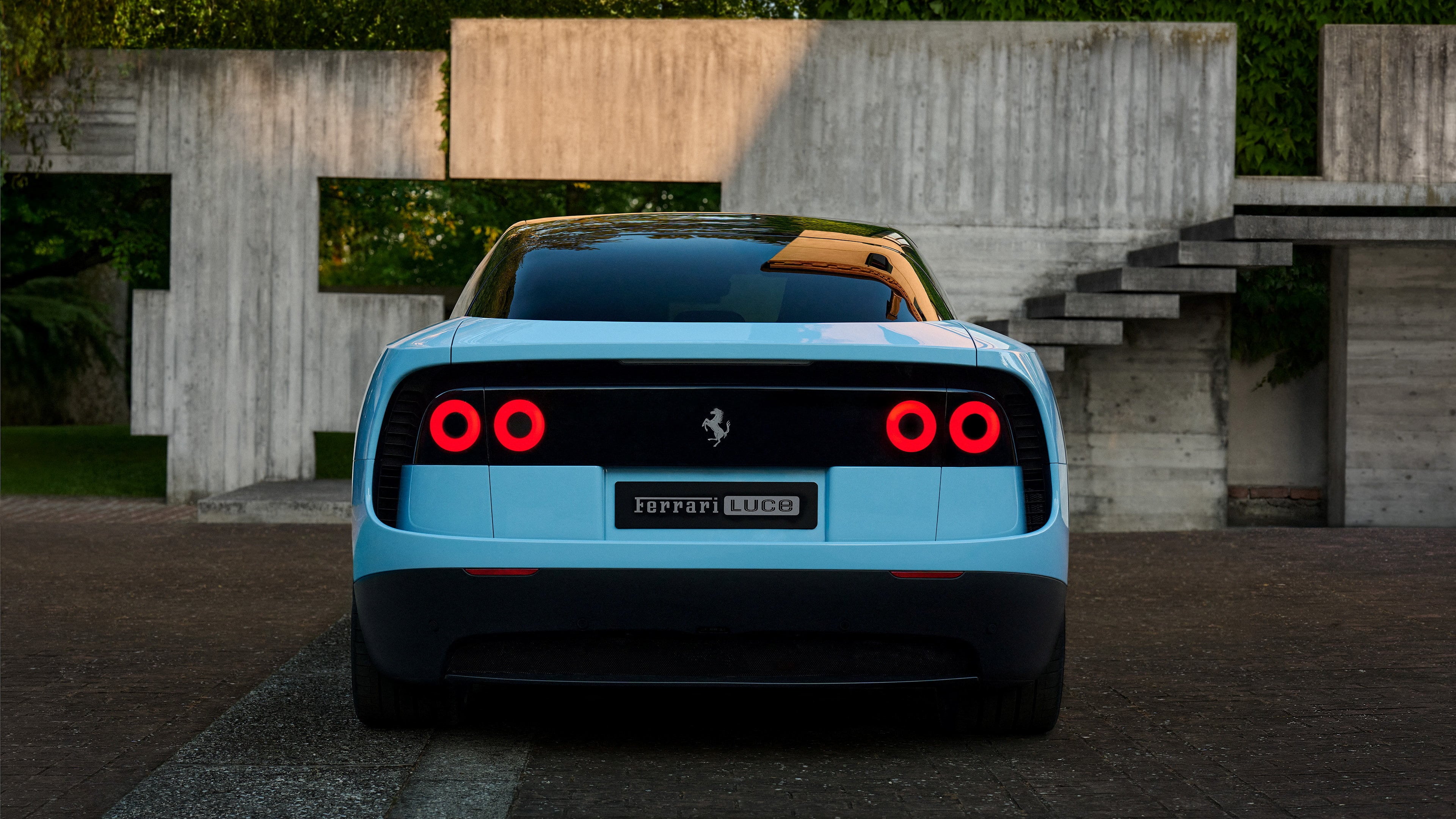 Castigo en Bolsa a Ferrari tras presentar su primer coche totalmente eléctrico a partir de medio millón de euros