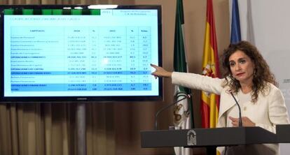 Mar&iacute;a Jes&uacute;s Montero, durante la presentaci&oacute;n de las cuentas para 2015.