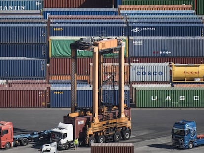 Contenidors al port de Barcelona.