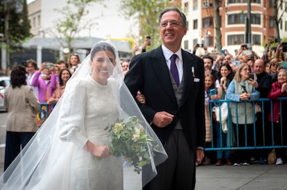  Teresa Urquijo sonreía a su llegada este sábado a la iglesia de San Francisco de Borja de Madrid.






