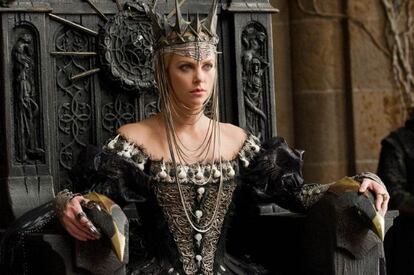 Charlize Theron as the wicked queen in &#039;Snow White and the Huntsman.&#039;