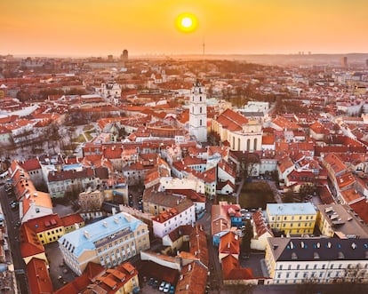 Vista aérea del casco histórico de la ciudad de Vilnius (Lituania), patrimonio mundial de la Unesco desde el año 1994.