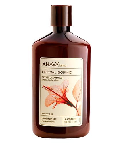 La hidratación puede empezar ya en la ducha con este gel a base de minerales del mar muerto de Ahava. Deja la piel muy suave. (18 euros).