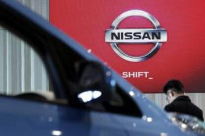 Vista del logotipo de la empresa japonesa Nissan Motor en su sede central de Japón. EFE/Archivo