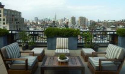 Terraza de Grand Soho Hotel, convistas sobre Manhattan.