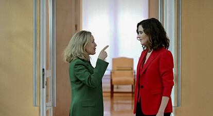 La vicepresidenta primera, Nadia Calviño, junto a la presidenta de la Comunidad de Madrid, Isabel Díaz Ayuso.