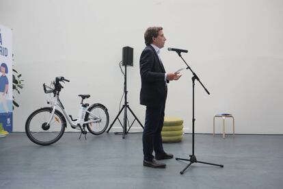 El alcalde en la presentación de la Semana Europea de la Movilidad.