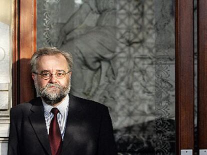 Ignacio Bosque, 51 años, ocupa el sillón 't' en la Academia.