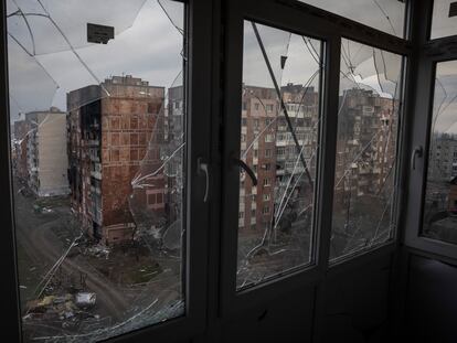 Edificios destruidos en Bajmut, el 18 de abril.