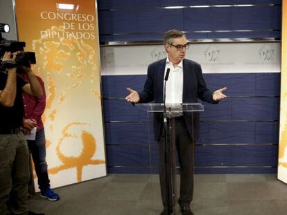 El secretario general de Ciudadanos, José Manuel Villegas, durante su comparecencia ante los medios en el Congreso de los Diputados