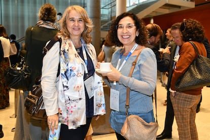 Cristina Retana, directora de Innovación de LA LEY, e Isabel Casas, directora de Gestión del Conocimiento de Garrigues
