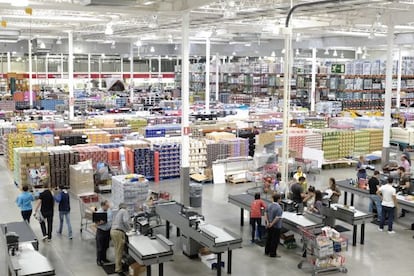 Costco's warehouse in Seville.