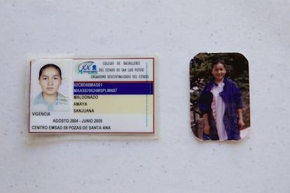 Dos fotos de Sanjuana Maldonado cuando era estudiante.