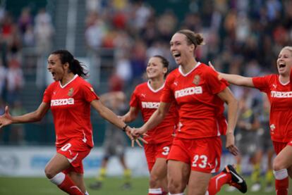 Las jugadoras de Western New York Flash celebran el título