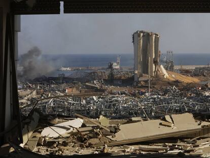 Los trabajos de rescate tras la explosión en Beirut, en imágenes
