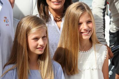 La infanta Sofía le ha ganado claramente en altura a su hermana.