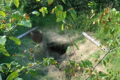 Entrada al misterioso agujero Money Pit (pozo del dinero), en la isla canadiense de Oak. Descubierto en 1795, se cree que esconde, entre otras riquezas, el tesoro del capitn Kidd, las joyas perdidas de Mara Antonieta, los documentos que demuestran la identidad real de Shakespeare (segn algunos, Francis Bacon) y el Santo Grial.