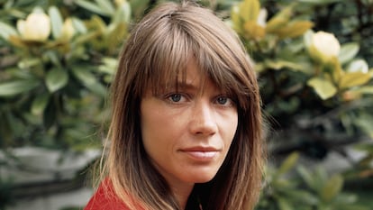 Françoise Hardy, cantante y modelo. La artista de ‘Tous les garçons et les filles’, que marcó la música de los sesenta y conectó siempre con la modernidad, defendió hasta el final el derecho a la eutanasia.