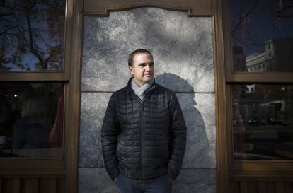 Raúl Tola, en el madrileño Café Gijón.