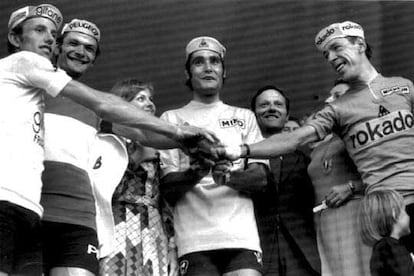 En 1975, el joven corredor local Bernard Thevenet (en el centro de la imagen) termin con el reinado de Merckx. En 1977 volvi a ganar el Tour. Pero esto no fue su nico logro, ya que Thevenet se gan la admiracin del pelotn.