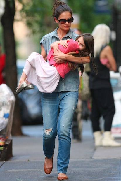 Con tan sólo seis años, Suri Cruise se ha convertido en una 'minicelebrity' gracias a su madre Katie Holmes.

	
	 