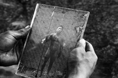 Fotograma de la cinta, rodada íntegramente en blanco y negro.